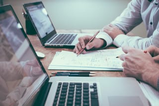 Are women better traders than men? Get the data